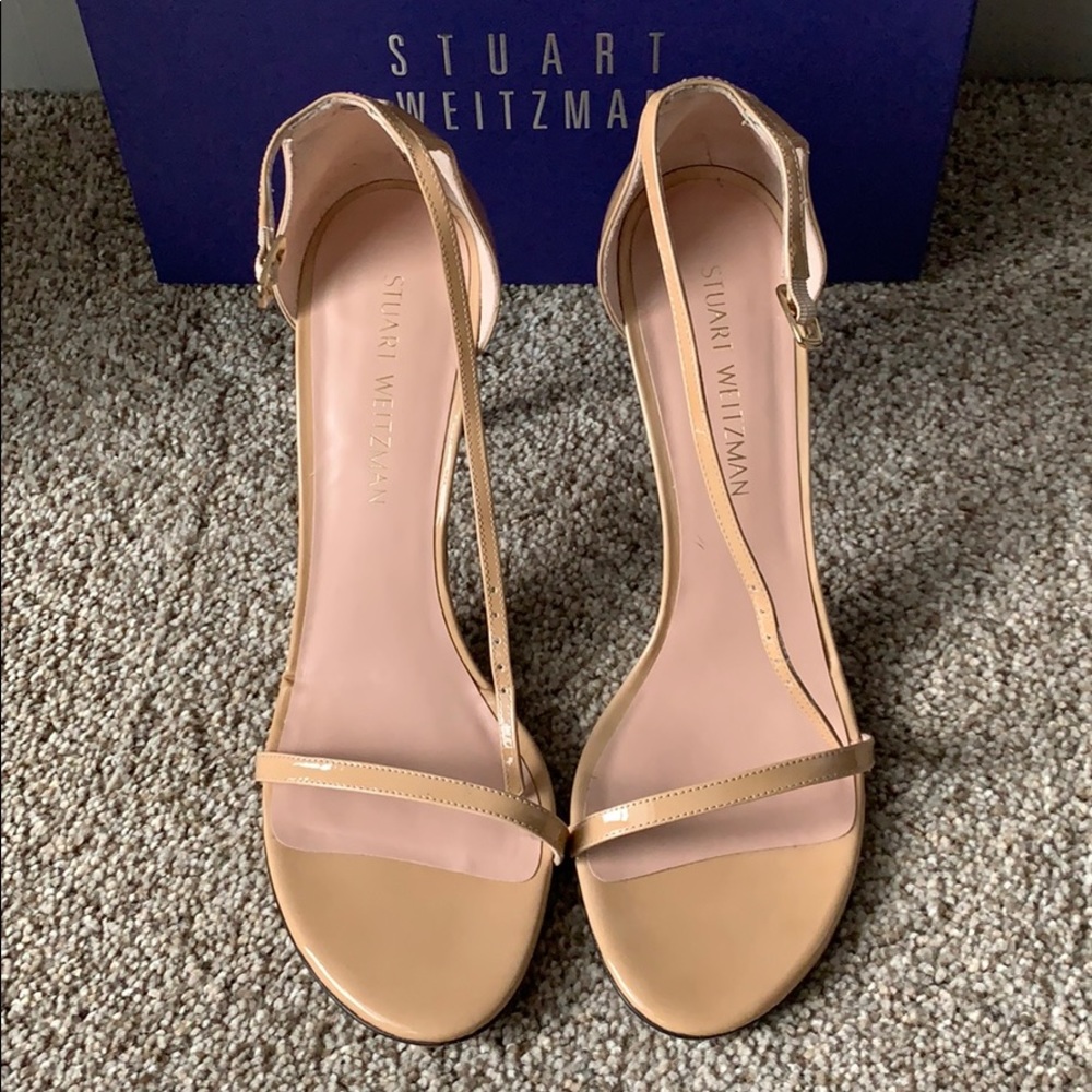 STAURT WEITZMAN Nudistsong patent heels!